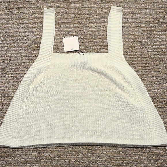 Zara Tops - Nwt sz med, white Zara sweater tank